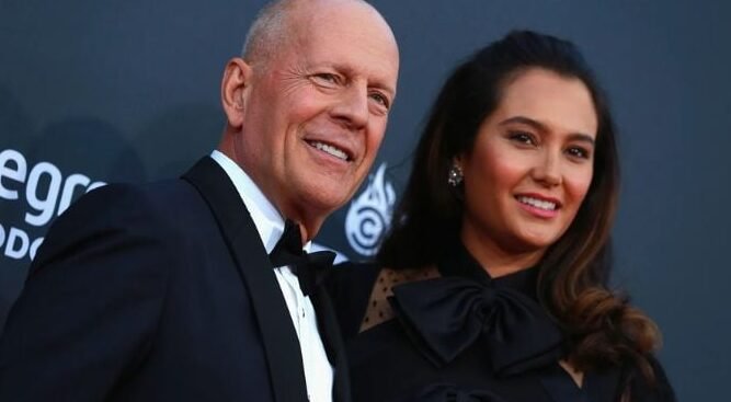 how old is bruce willis