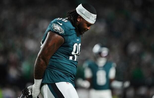 Eagles' Jalen Carter Ejected