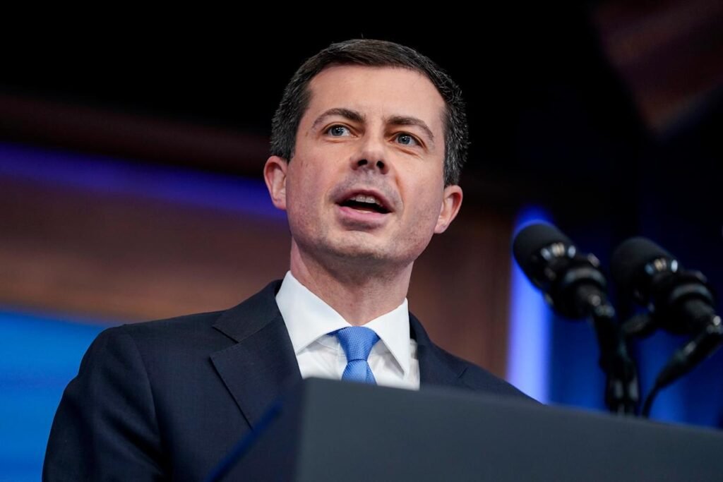 Pete Buttigiegs