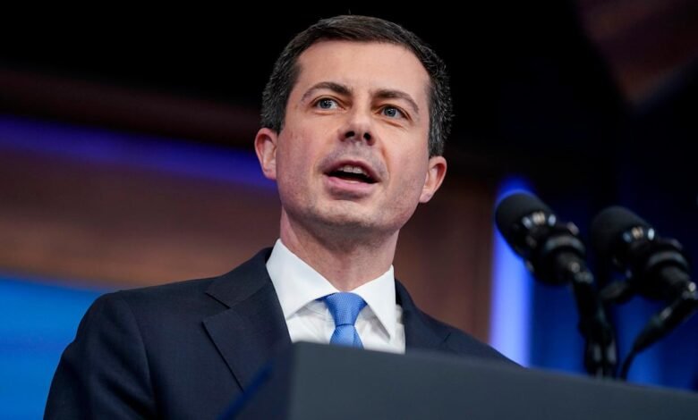 Pete Buttigiegs